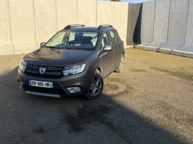 dacia-sandero.jpeg